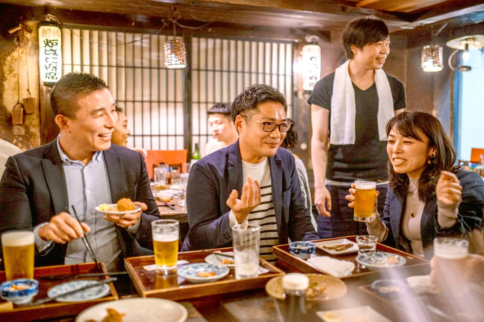 Zenryoku Izakaya is the kind of place where one drink easily turns into a full evening.